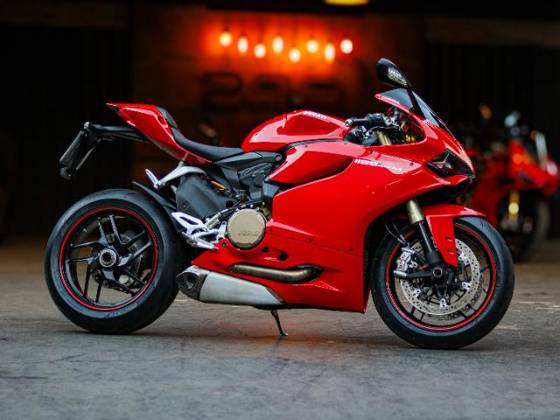 DUCATI SUPERBIKE 1199 PANIGALE DUCATI SUPERBIKE 1199 PANIGALE